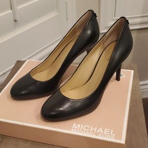 Michael Kors Classic Black Heels
